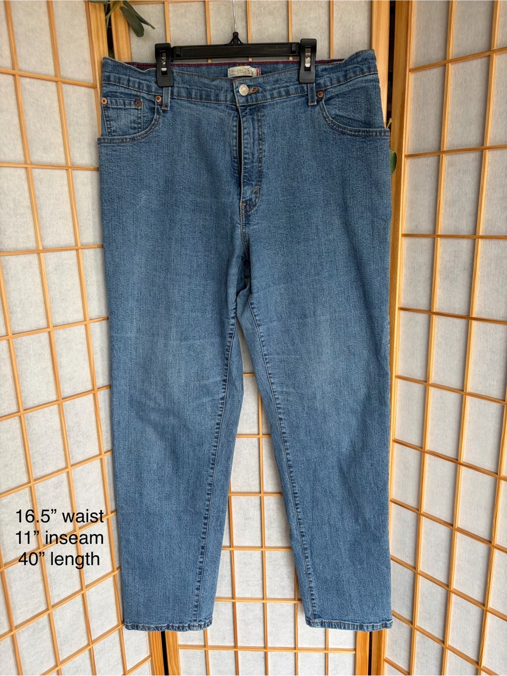 Levi's Women's Straight Leg Jeans - Medium Blue Denim